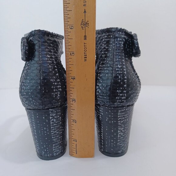 Tahari Heels Adam Open Toe Ankle Strap Black Reptile Block Heel Womens 7 - Picture 11 of 15